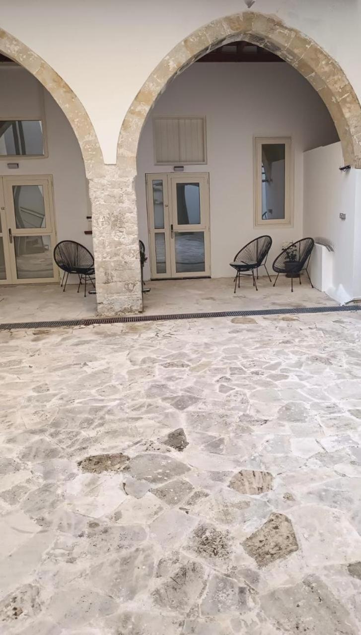 Limassol Old Town Mansion Hotel Exterior photo