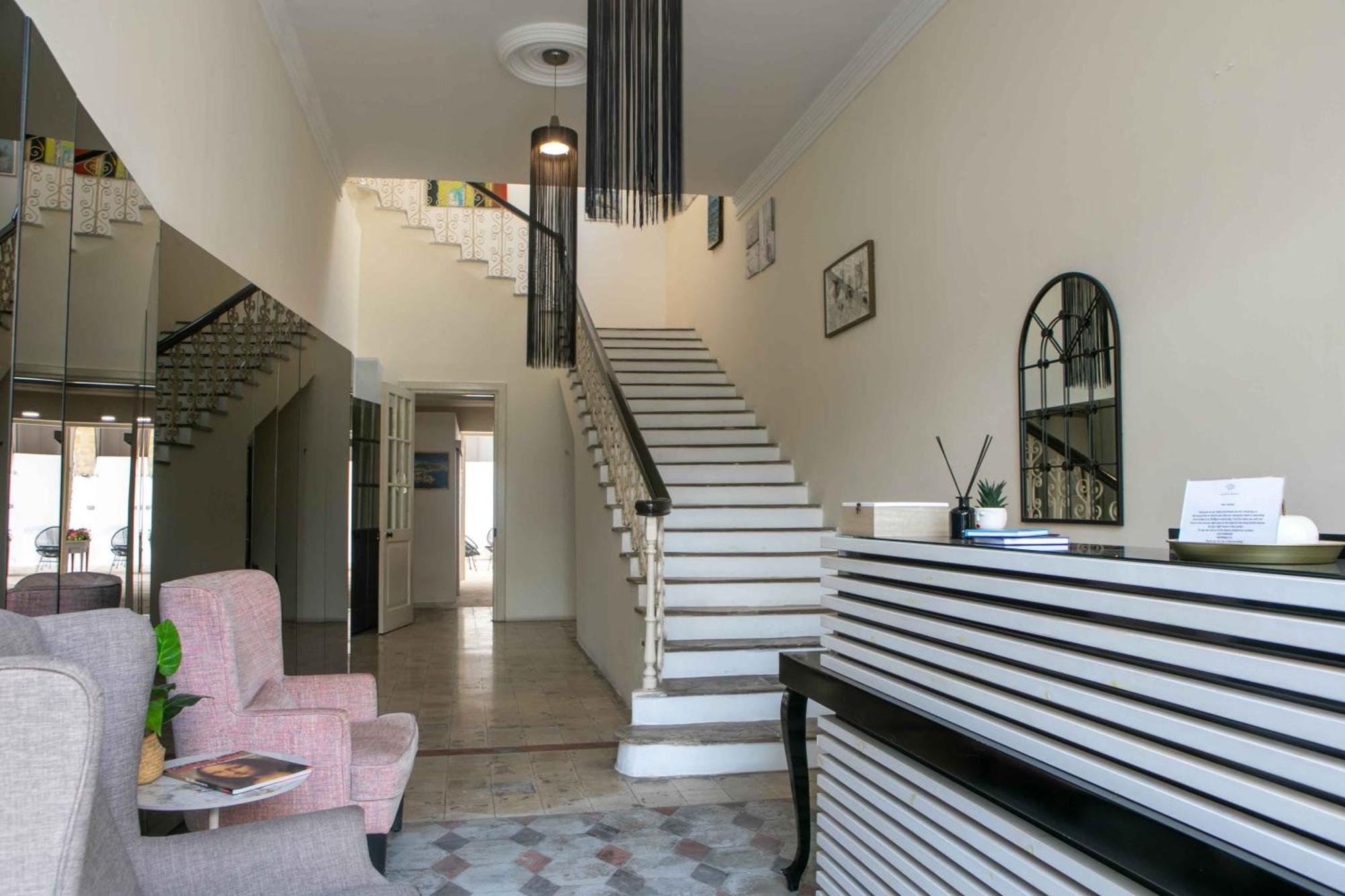 Limassol Old Town Mansion Hotel Exterior photo