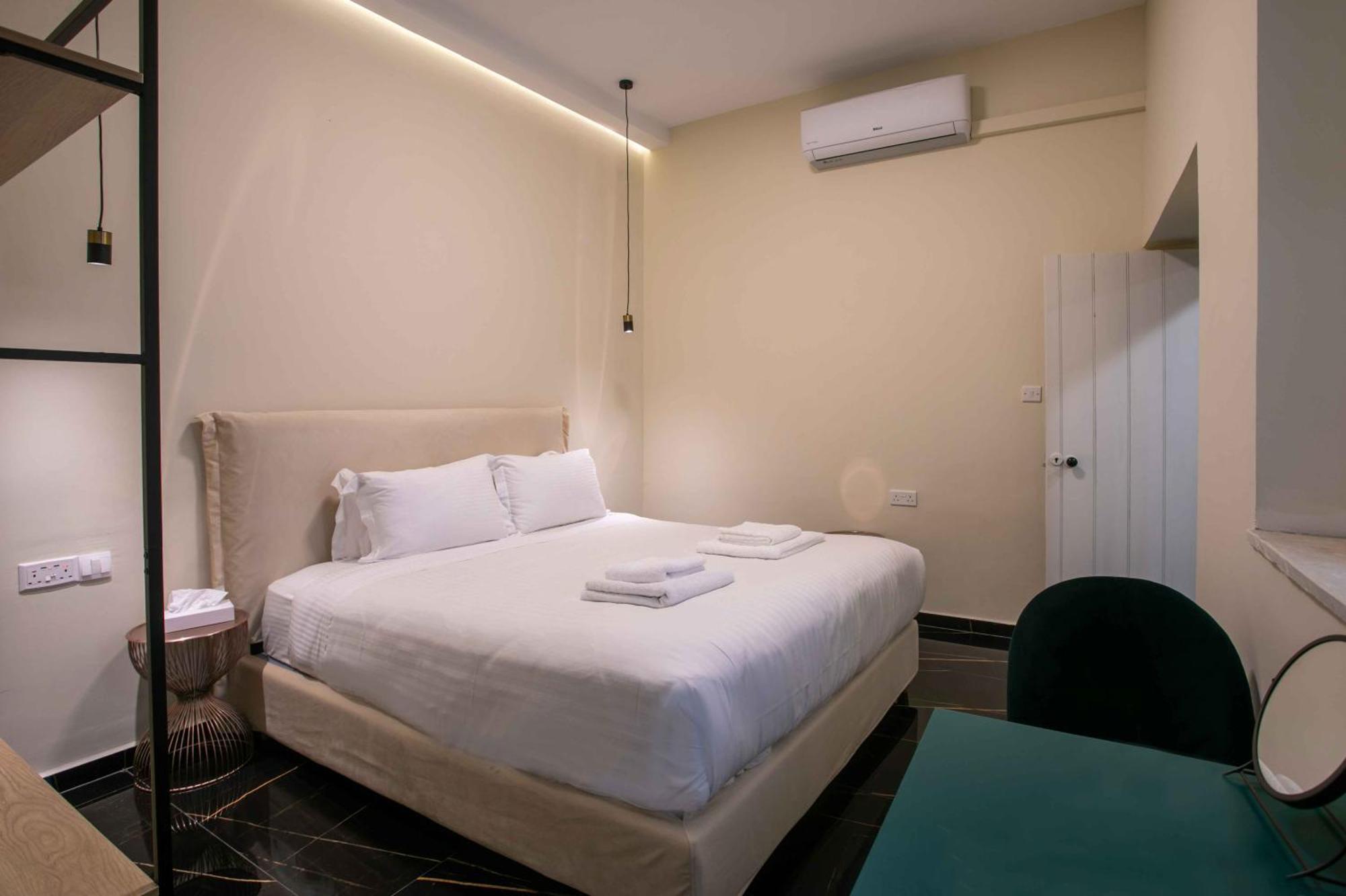 Limassol Old Town Mansion Hotel Exterior photo